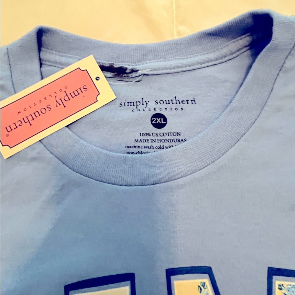 Simply Southern Blue and White “MAMA' Size 2XL. - Picture 2 of 2